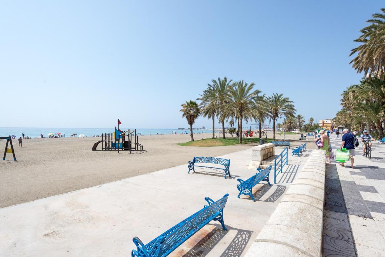 Caleta Homes - Apartamentos Pompidou マラガ エクステリア 写真